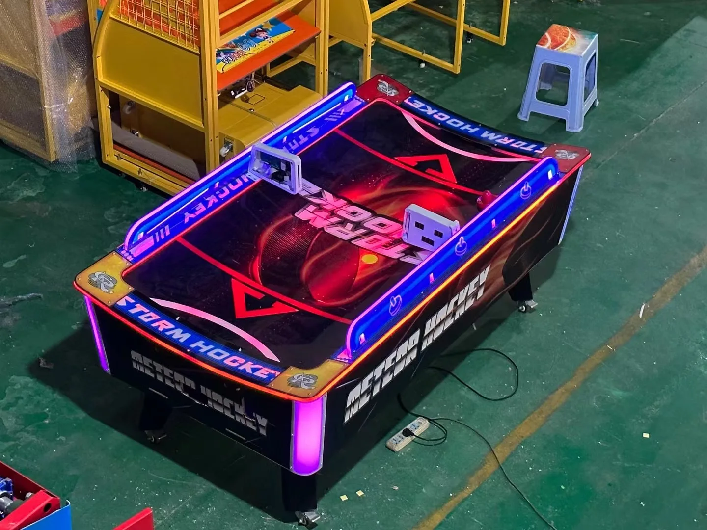 Coin Operated Amusement Arcade - Air Hockey Table incelemesi ve fiyatı